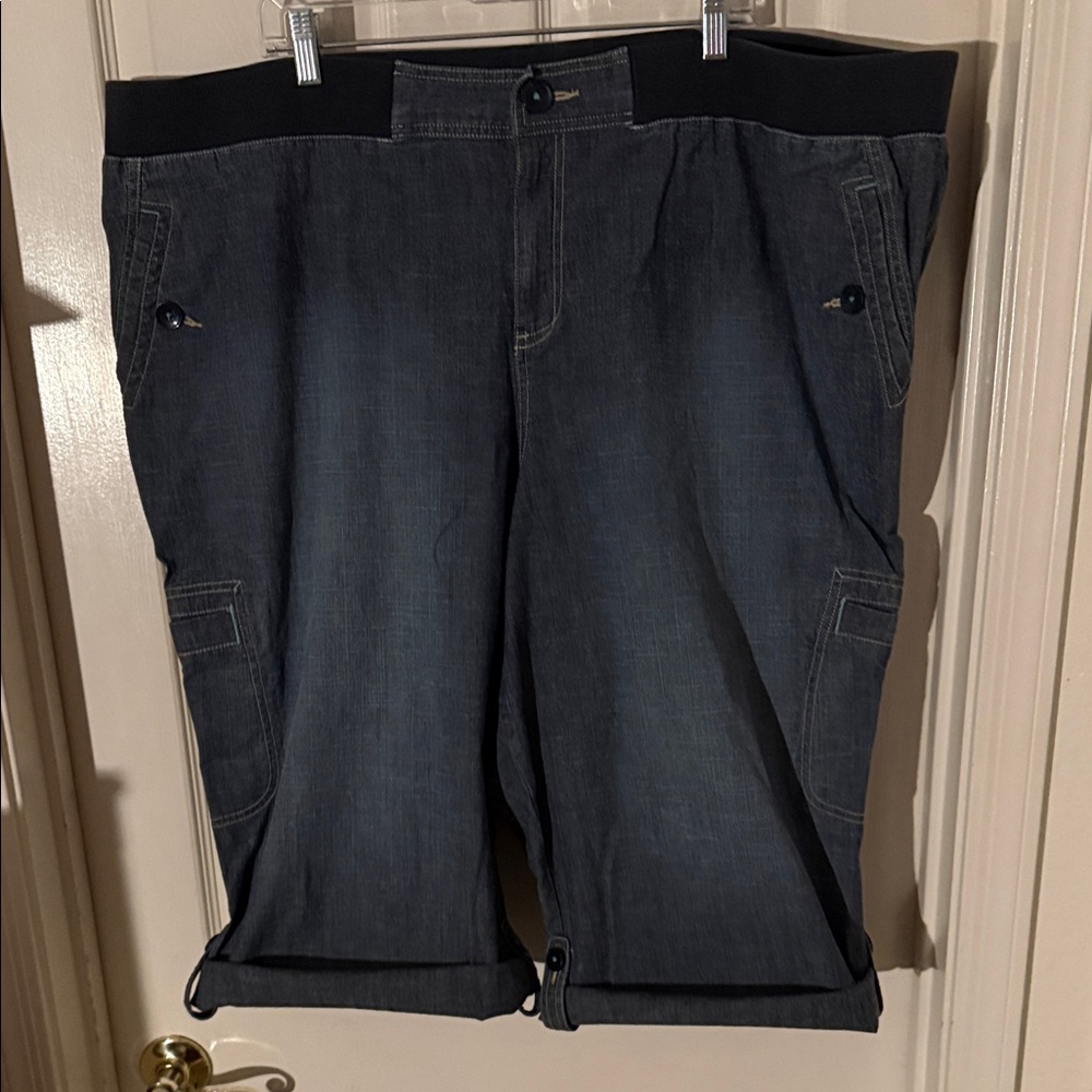 Lane Bryant Dark Blue Capris Cargo Pants with Elastic Waistband